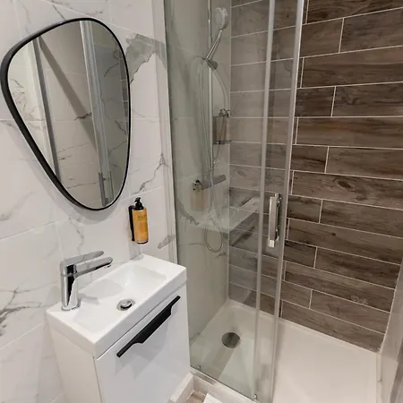 Mediterranean Yachting - Jacuzzi - Suquet Cannes