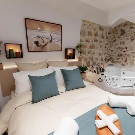 Apartment Mediterranean Yachting - Jacuzzi - Suquet *